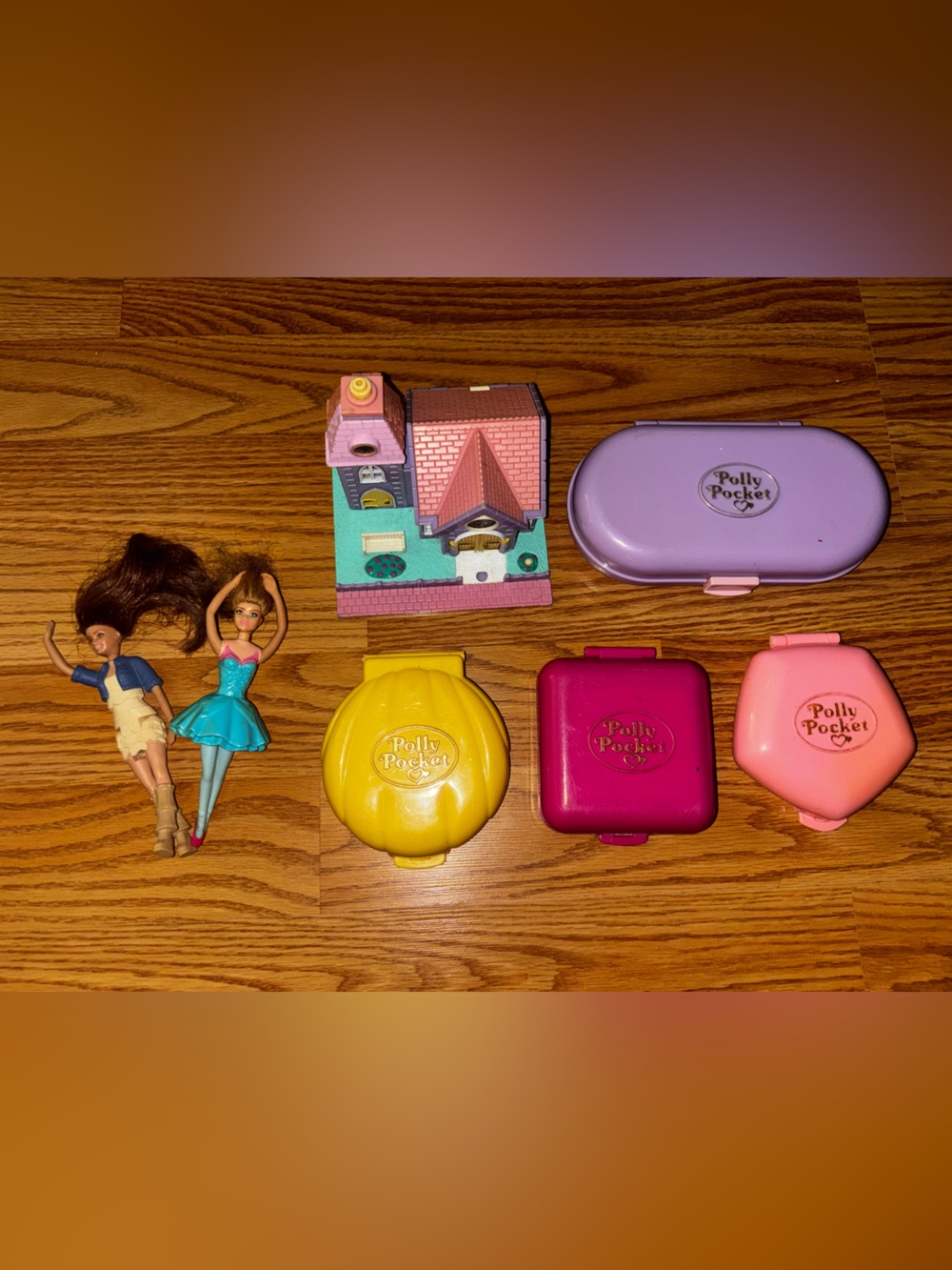 Polly Pocket Bundle – Assorted Pink, Yellow & Purple Cases with Dolls